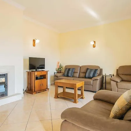 Lara Lima Villa Albufeira
